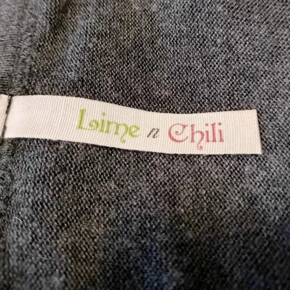 Lime n Chili SMALL Gray Flutter Short Sleeves Round Neckline Lightweight Rayon - Picture 2 of 6